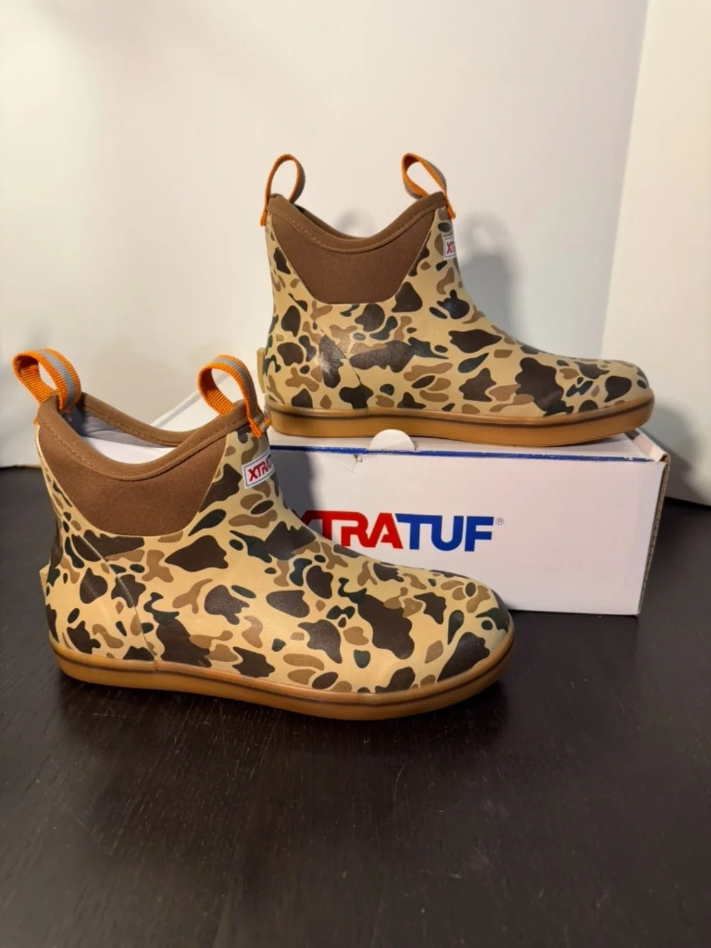 Xtratuf 6
